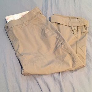 Lee Capris. Size 12.